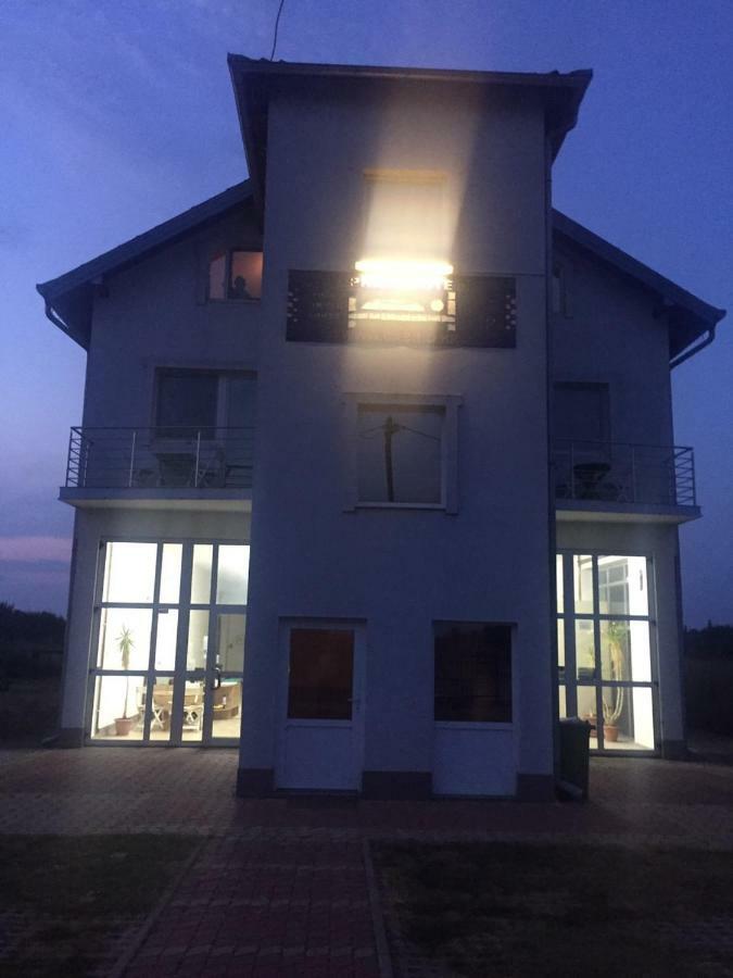 Hotel Sobe Matea - Prenociste Vinkovci Exteriér fotografie